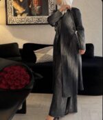 ⁦بدلة عبارة عن ٣ قطع كارديقان توب وبنطرون⁩ - الصورة ⁦3⁩